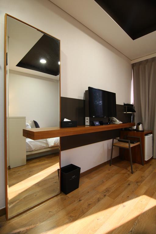 Kt&G Sangsangmadang Chuncheon Stay Extérieur photo